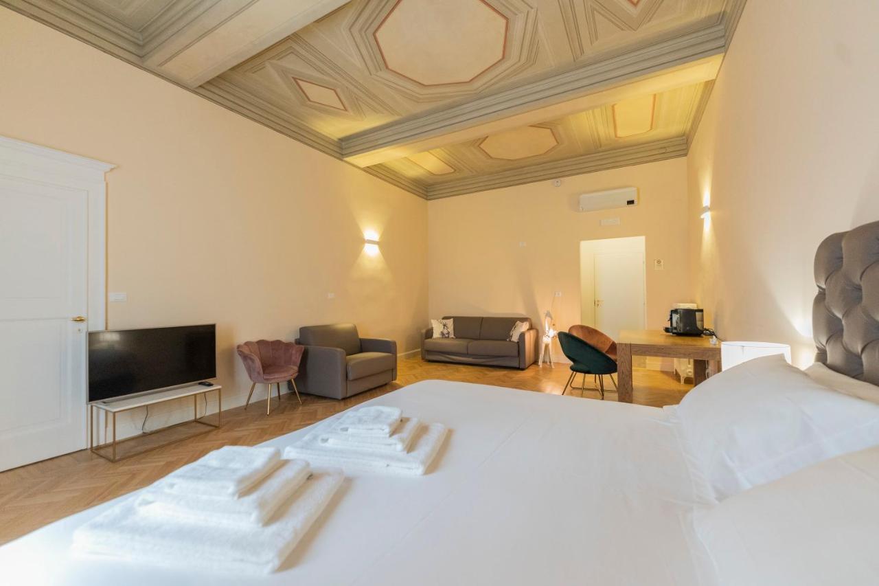 Aldrovandi Luxury Suites And Apartment Bolonha Exterior foto
