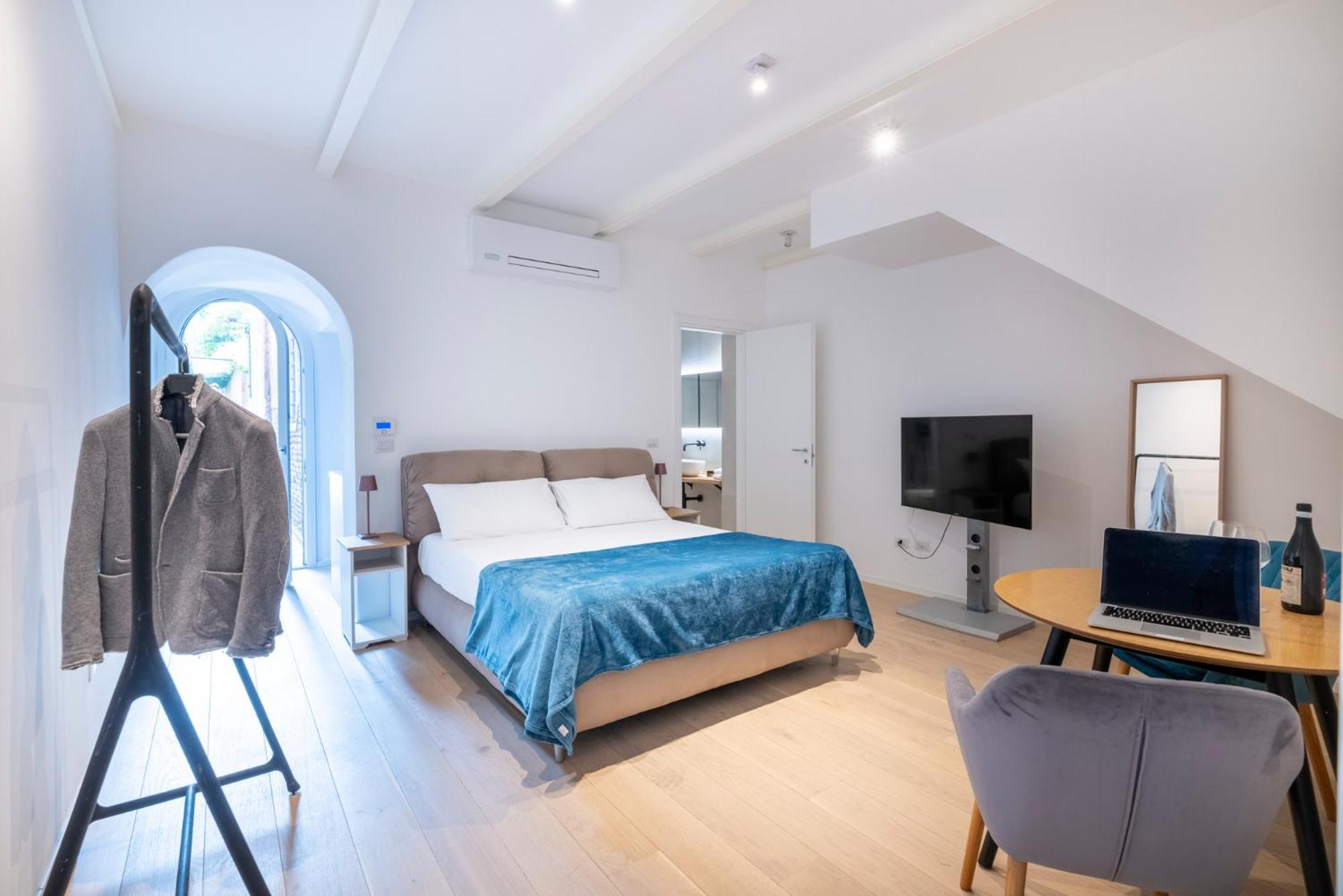 Aldrovandi Luxury Suites And Apartment Bolonha Exterior foto