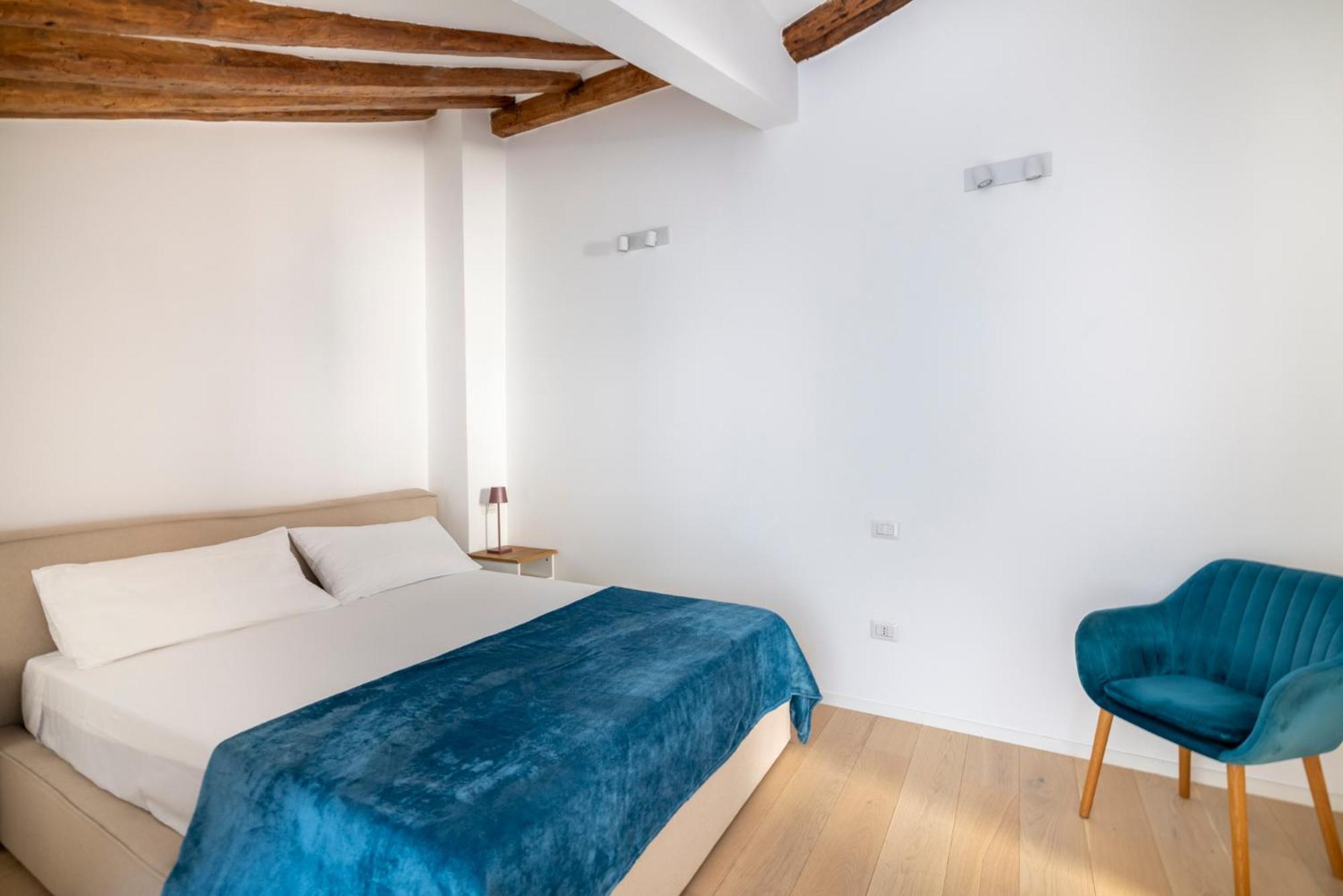 Aldrovandi Luxury Suites And Apartment Bolonha Exterior foto